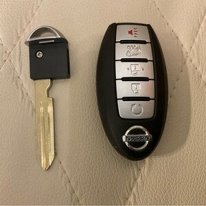 OEM NISSAN ROGUE 2016